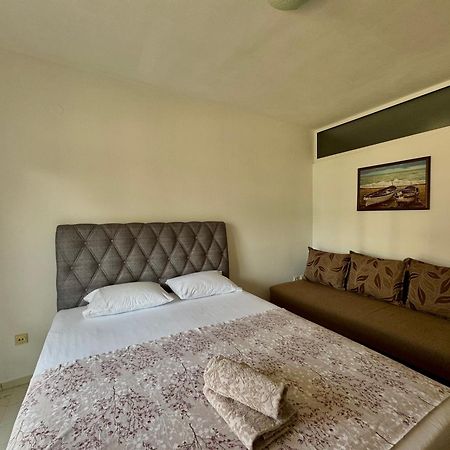 Apartments Cobi ウルツィニ エクステリア 写真